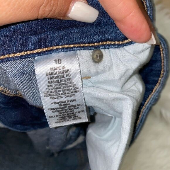 Aeropostale distressed MIDI Shorts - Picture 4 of 4